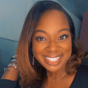 Meet your Posher, Rae